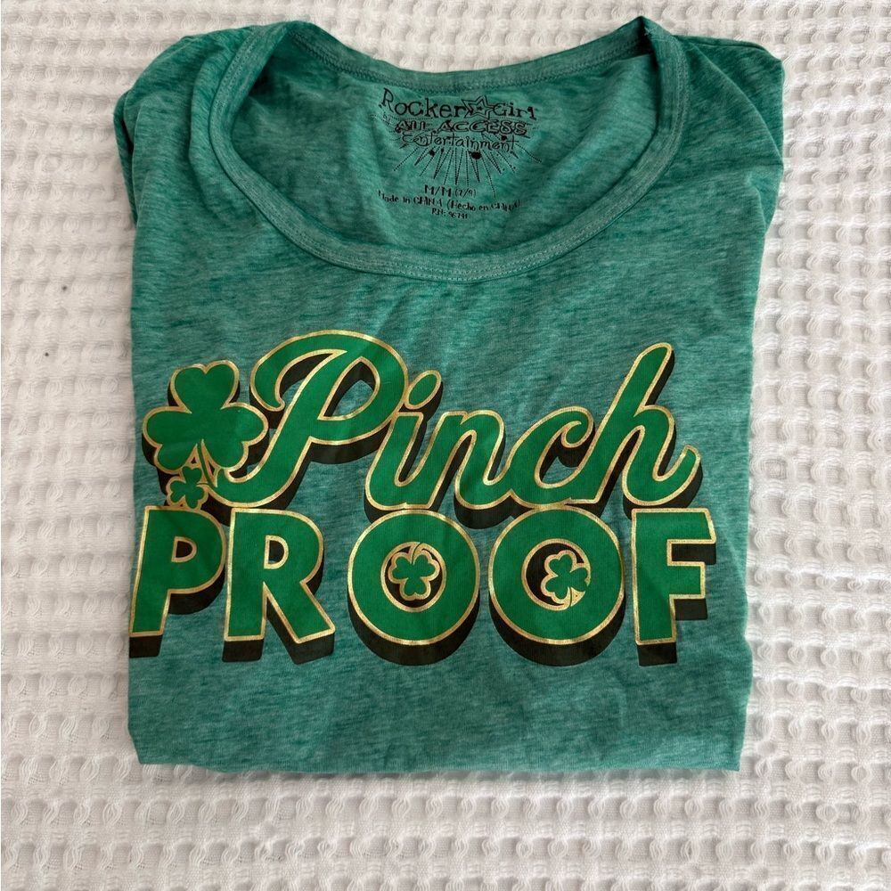 Rocker Girl All Access Entertainment Green Pinch Proof T-Shirt tee